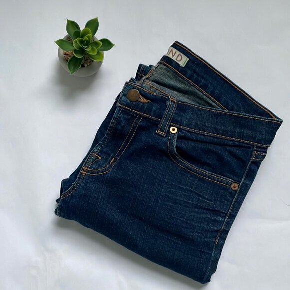 J Brand Mid Rise Cigarette Leg Stretch Jeans - Picture 10 of 15